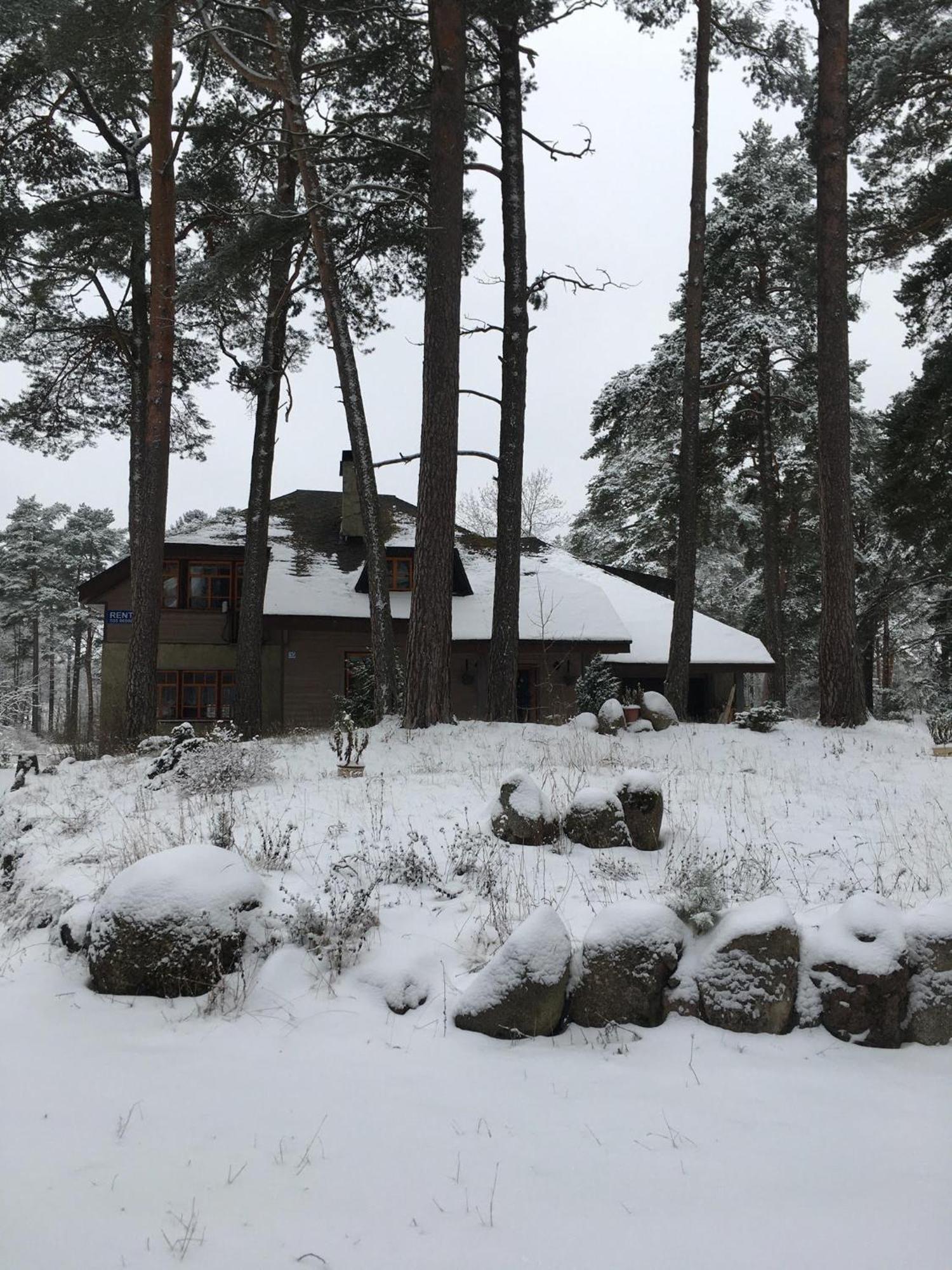 Vabaduse Guesthouse Нарва-Йиесуу Екстер'єр фото
